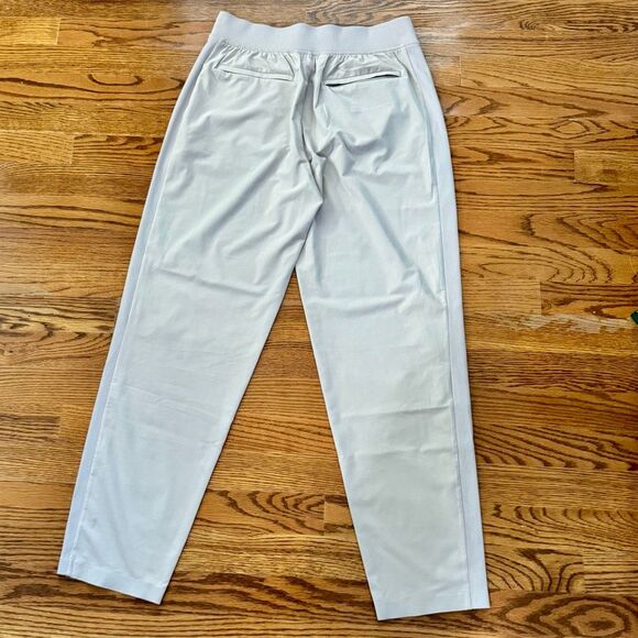 Athleta Brooklyn Mid rise Ankle Pants. Light Tan. Size 4. - Picture 4 of 8